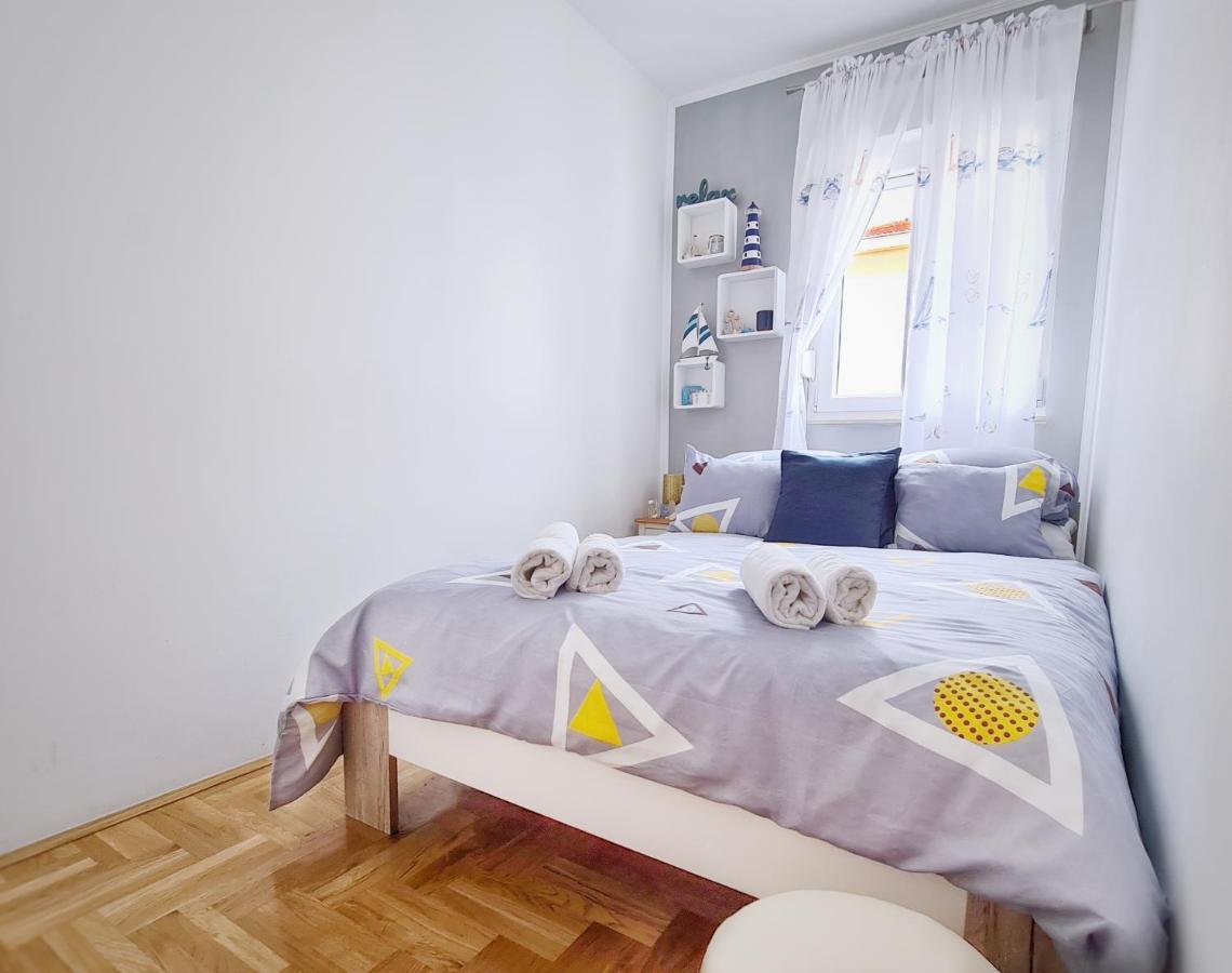 Luxury Apartment Salona Esterno foto