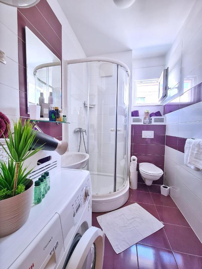 Luxury Apartment Salona Esterno foto