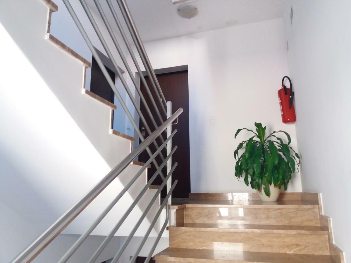 Luxury Apartment Salona Esterno foto