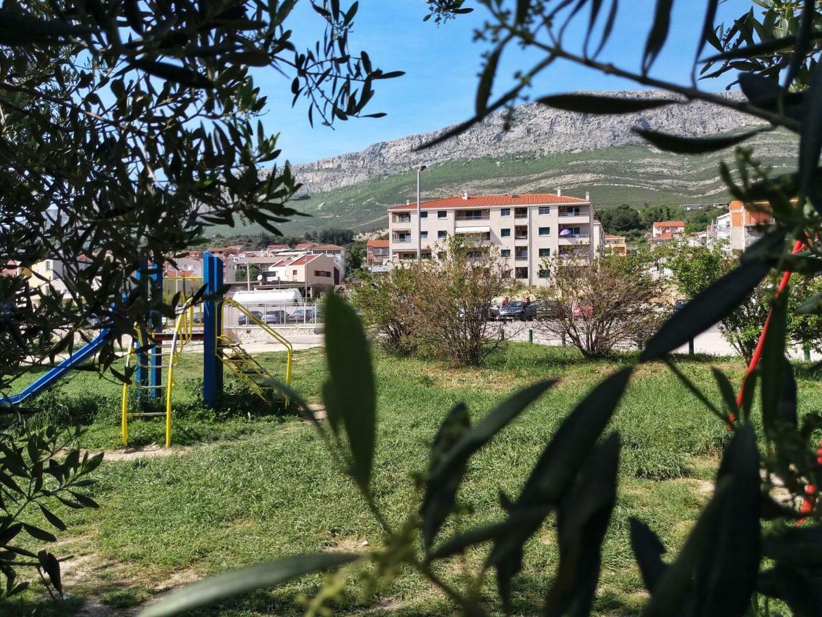 Luxury Apartment Salona Esterno foto